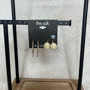 New The Sak two pairs of Earrings